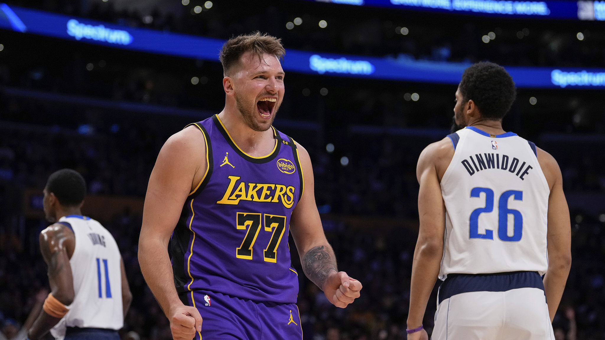 阿根廷男篮横扫篮网，东契奇送出助攻