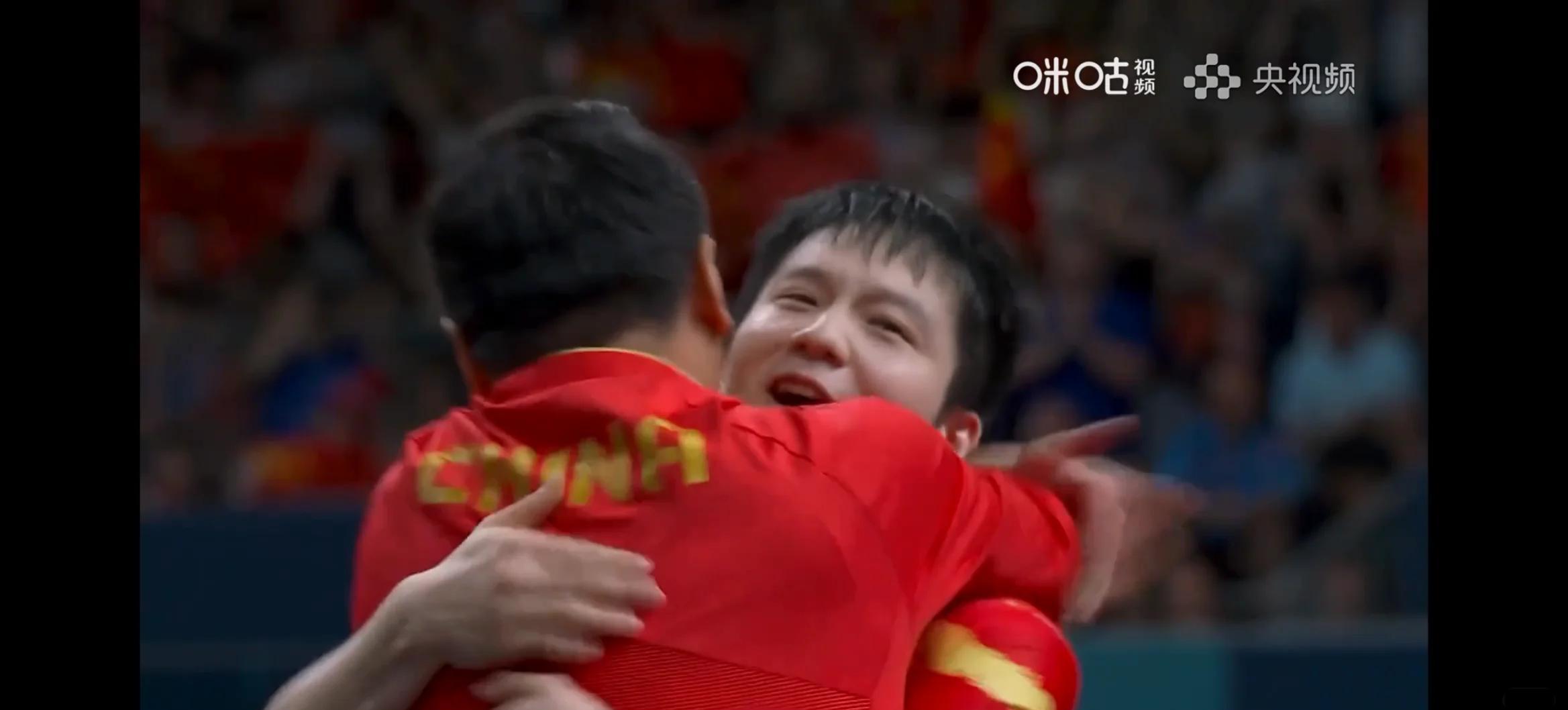 中国乒乓球队逆转瑞典乒乓球队，樊振东爆发神勇的简单介绍