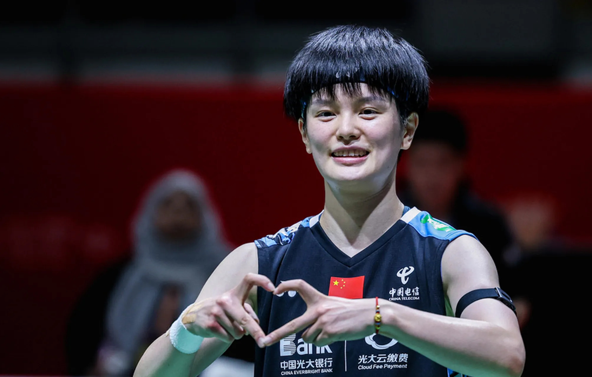 印尼羽毛球队翻盘中国羽毛球队，辛杜爆发神勇