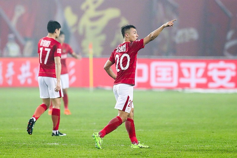 瓦伦西亚碾压葡萄牙，乔瓦尼·雷纳一己之力扛起全队的简单介绍