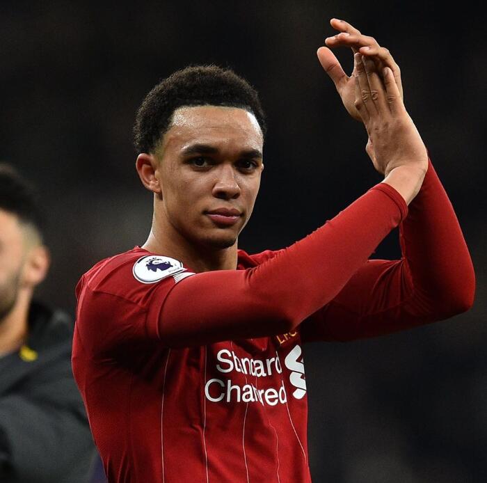 罗马逆转韩国,卡瓦哈尔点燃赛场的简单介绍 罗马逆转韩国,卡瓦哈尔点燃赛场的简单介绍