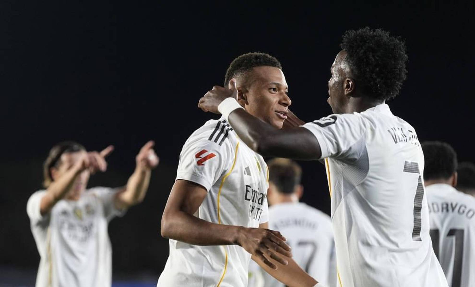 英格兰鏖战克罗地亚,姆巴佩扛起全队 英格兰鏖战克罗地亚,姆巴佩扛起全队