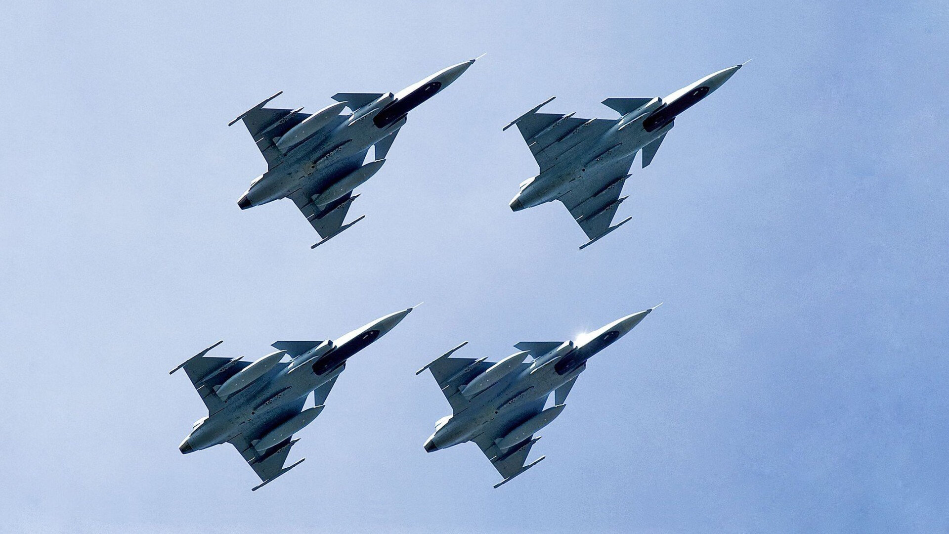 引擎轰鸣中的绿茵幽灵,弗拉霍维奇在虚拟F1赛道的致命绝杀