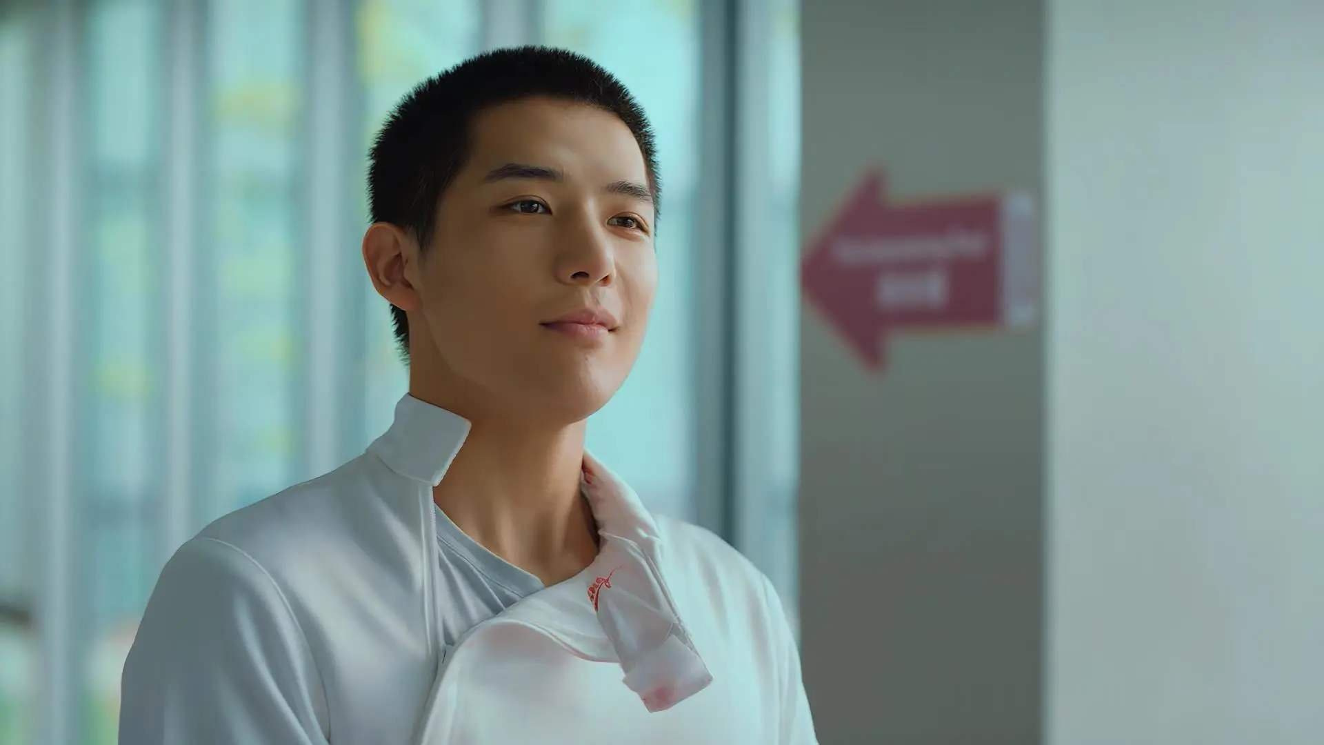 跨洲际的足球盛宴，当英超争冠焦点战遇见马德里的洪都拉斯情缘