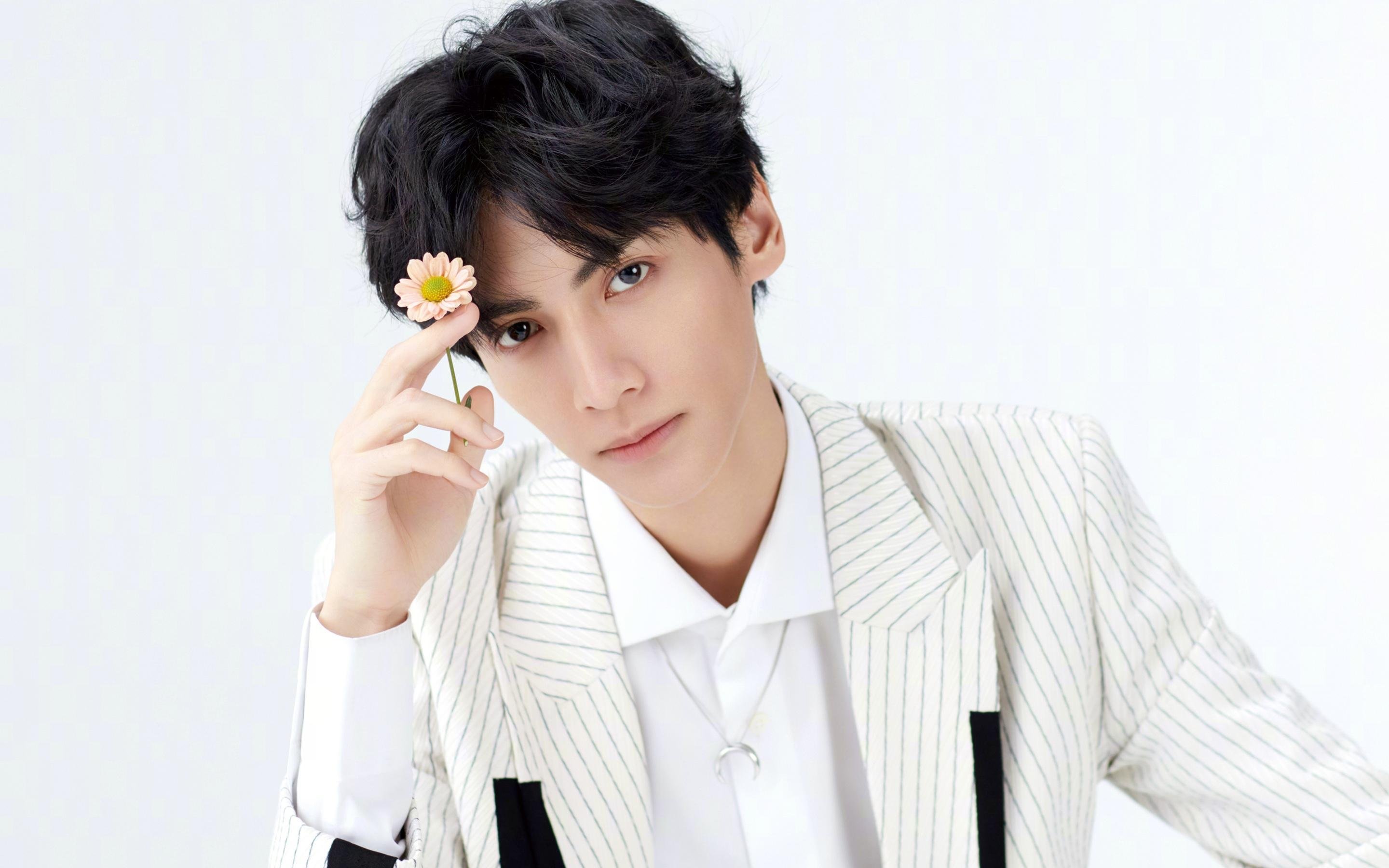 孤胆与铁壁，布雷默一肩扛起的抗争，与阿尔及利亚令人窒息的集体强压